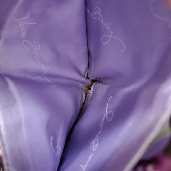 🏆104 Vera Bradley Retired Pattern Plum Petals Tri-Fold Wallet - Picture 6 of 9